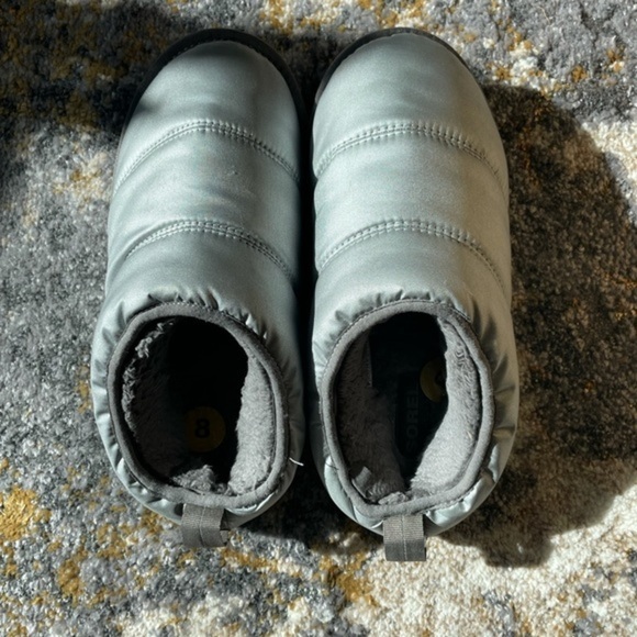 Sorel gray slipper size 8 in great pre-owned condition - Picture 3 of 7
